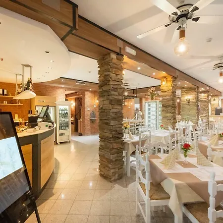 Esperia Hotel