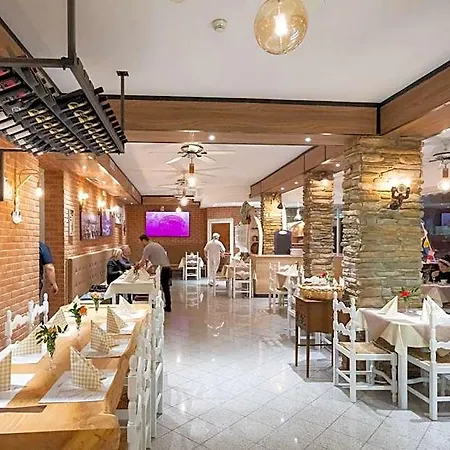 酒店 Esperia
